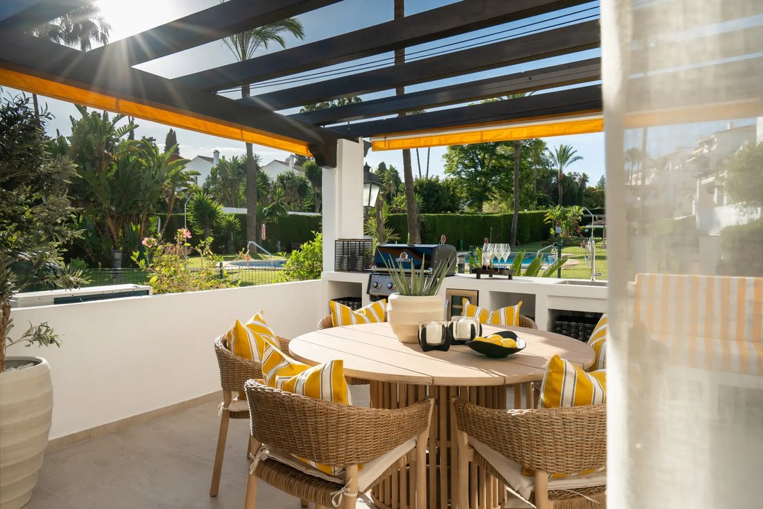 Wohnung in Nueva Andalucía, Marbella, Spanien 5 - 18265796