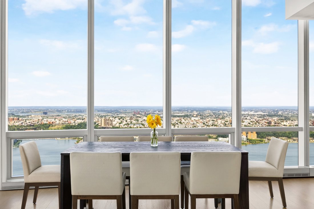 Condo in New York, New York, United States 5 - 18261643