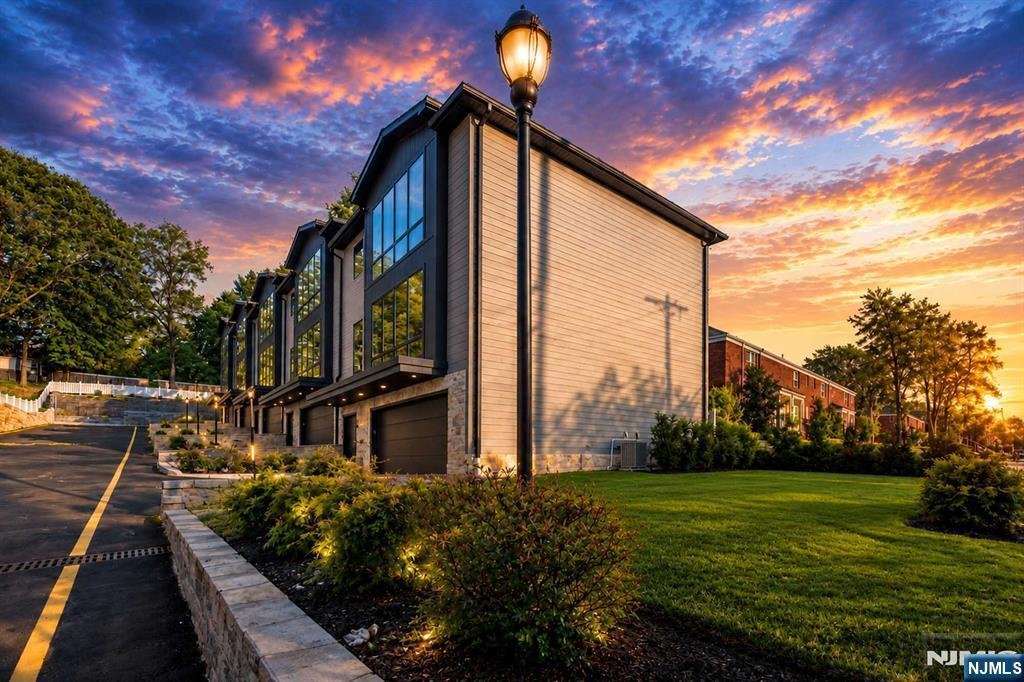 Condo in Leonia, New Jersey, United States 3 - 18262361
