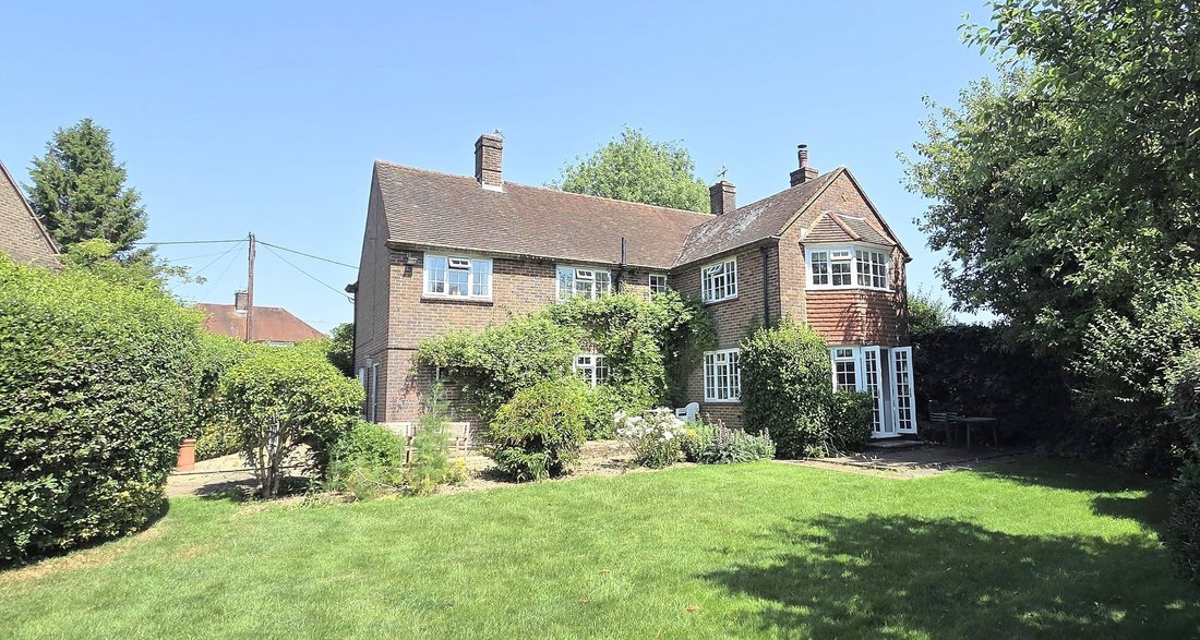 House in Ardingly, England 2 - 18224172
