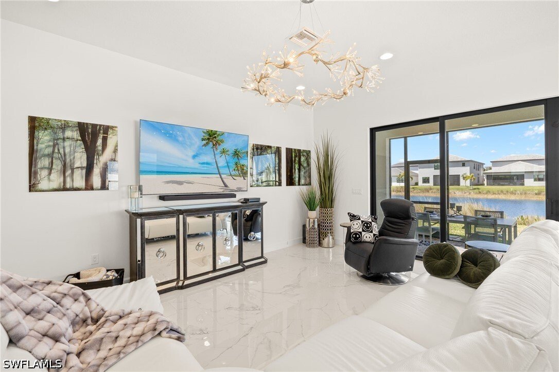 Casa en Estero, Florida, Estados Unidos 5 - 18260807