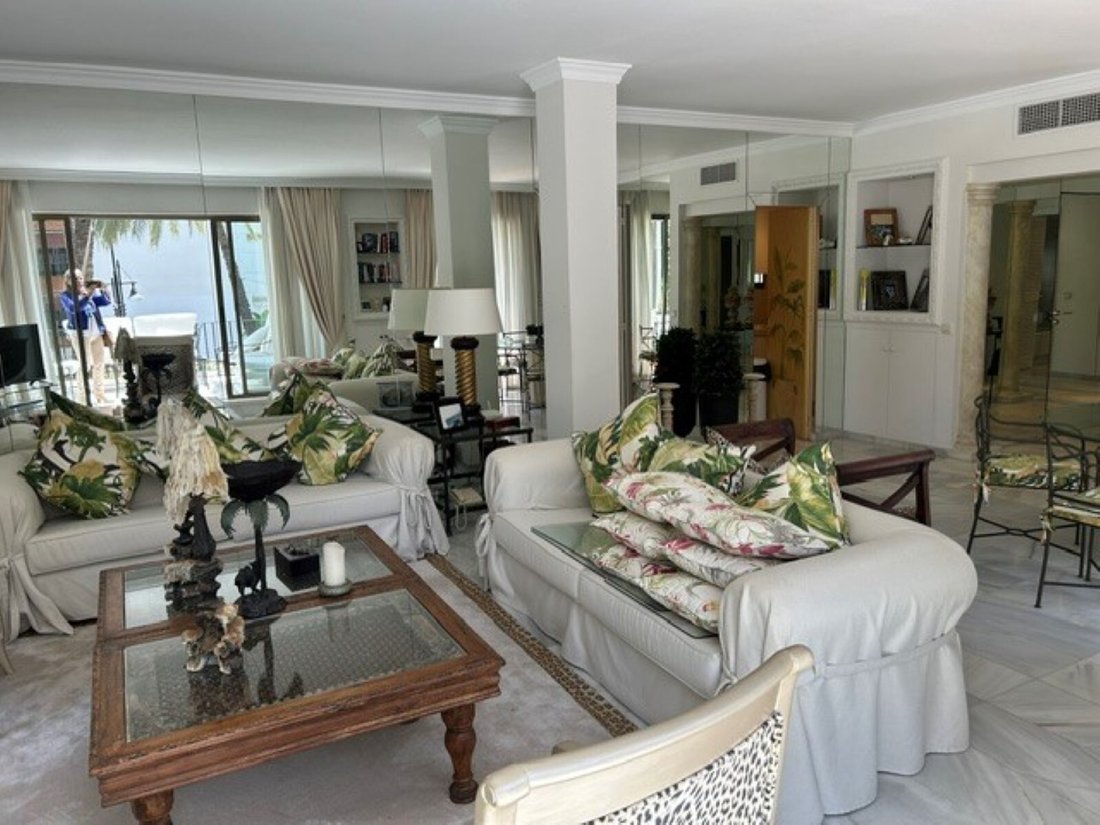 Apartment in Puerto Banus, Marbella, Spain 4 - 18266431