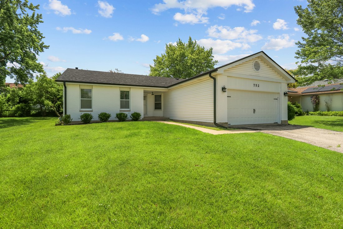 House in Schaumburg, Illinois, United States 2 - 18264683