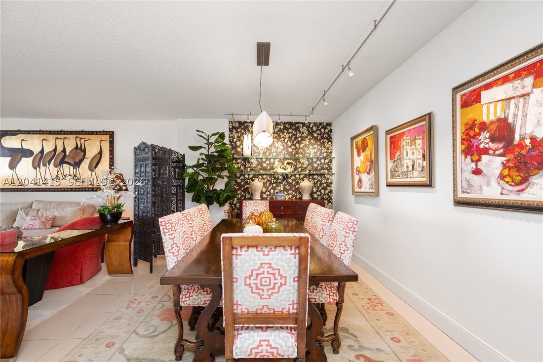Condo in Miami, Florida, United States 5 - 18265978