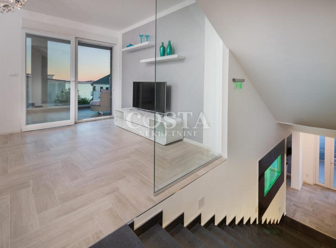 House in Rogoznica, Sibenik-Knin County, Croatia 4 - 16691248