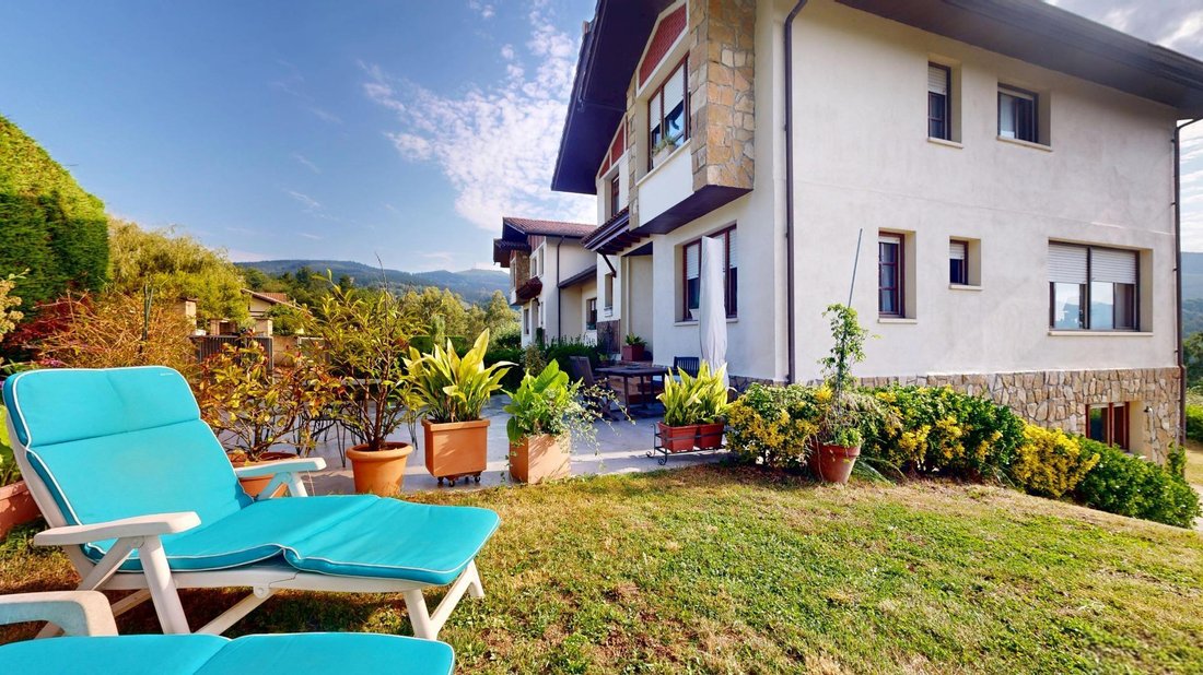 House in Zalla, Basque Country, Spain 1 - 18265544