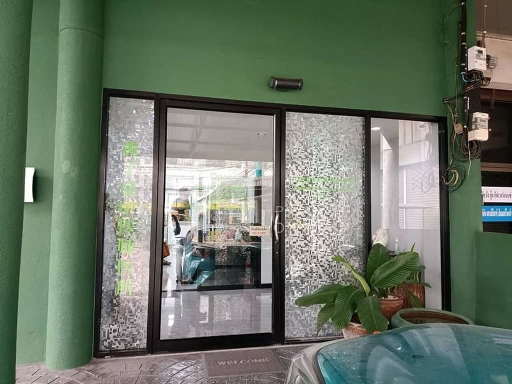 House in Bangkok, Krung Thep Maha Nakhon, Thailand 4 - 18262520