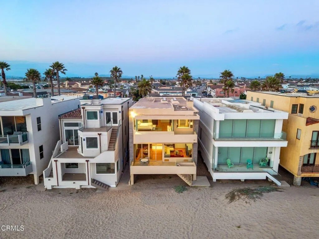 House in Oxnard, California, United States 3 - 18260658