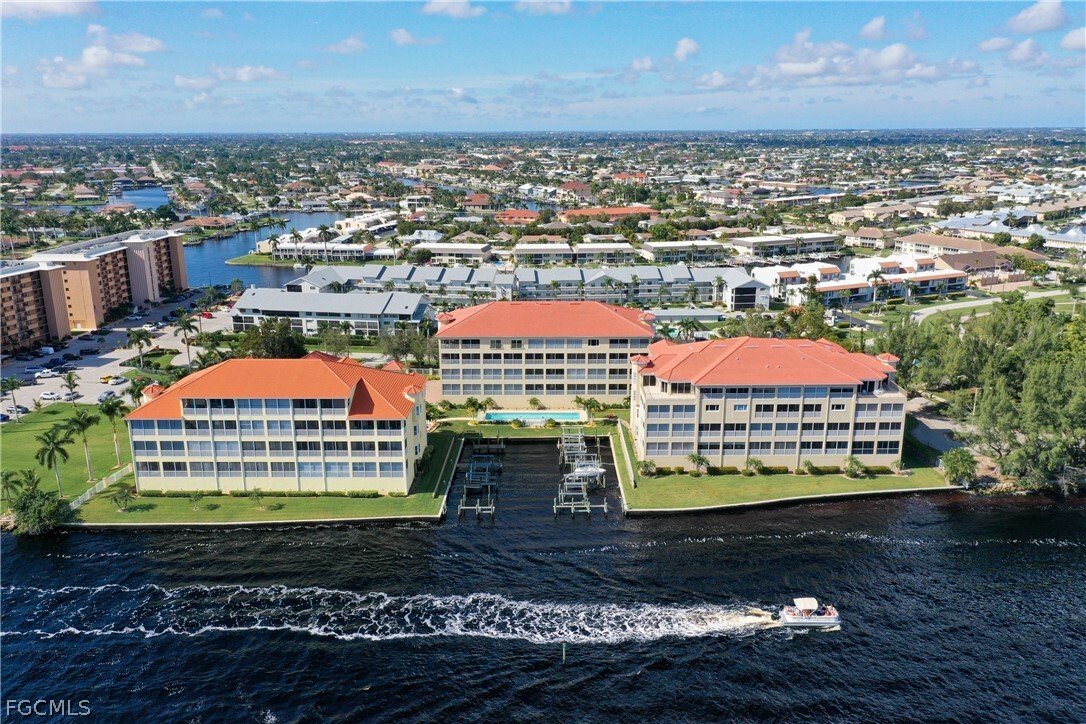 Condo in Cape Coral, Florida, United States 1 - 18263561