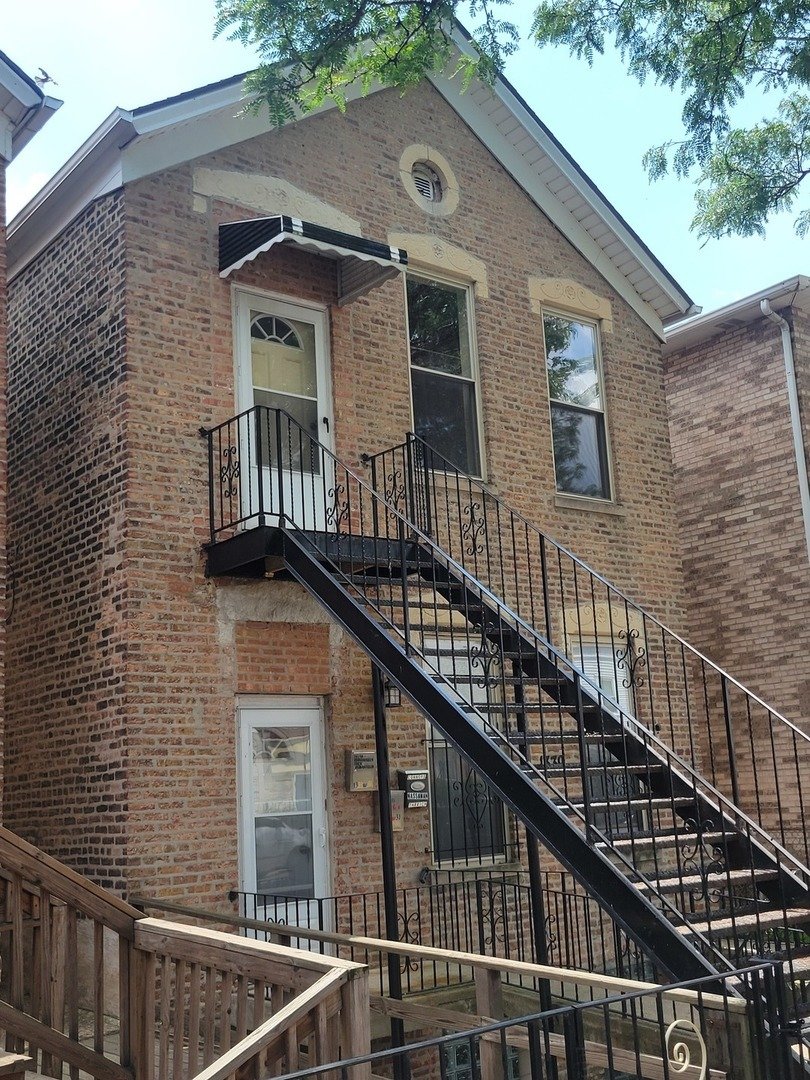 Chicago, Illinois, United States 3 - 18264690