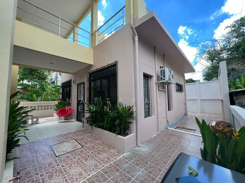 House in Makkasan, Krung Thep Maha Nakhon, Thailand 3 - 18262434