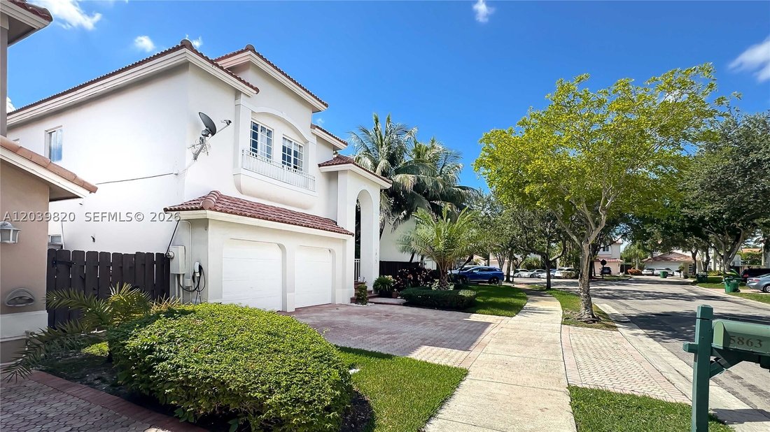 House in Doral, Florida, United States 3 - 18260915