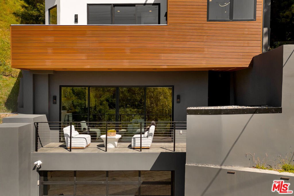 House in Los Angeles, California, United States 4 - 18263680
