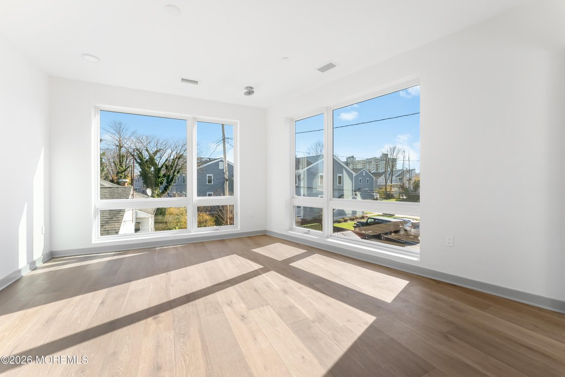 Condo in Long Branch, New Jersey, United States 3 - 18263419