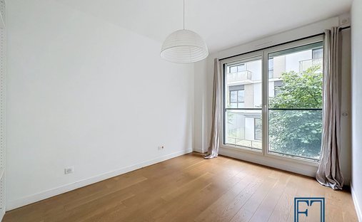 Apartment in Corentin Celton, Issy-les-Moulineaux, France 1