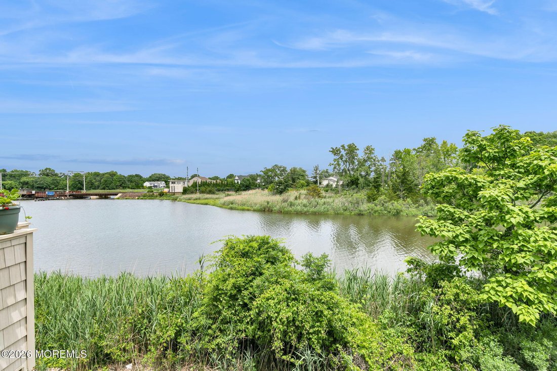 Condo in Oceanport, New Jersey, United States 3 - 18261533