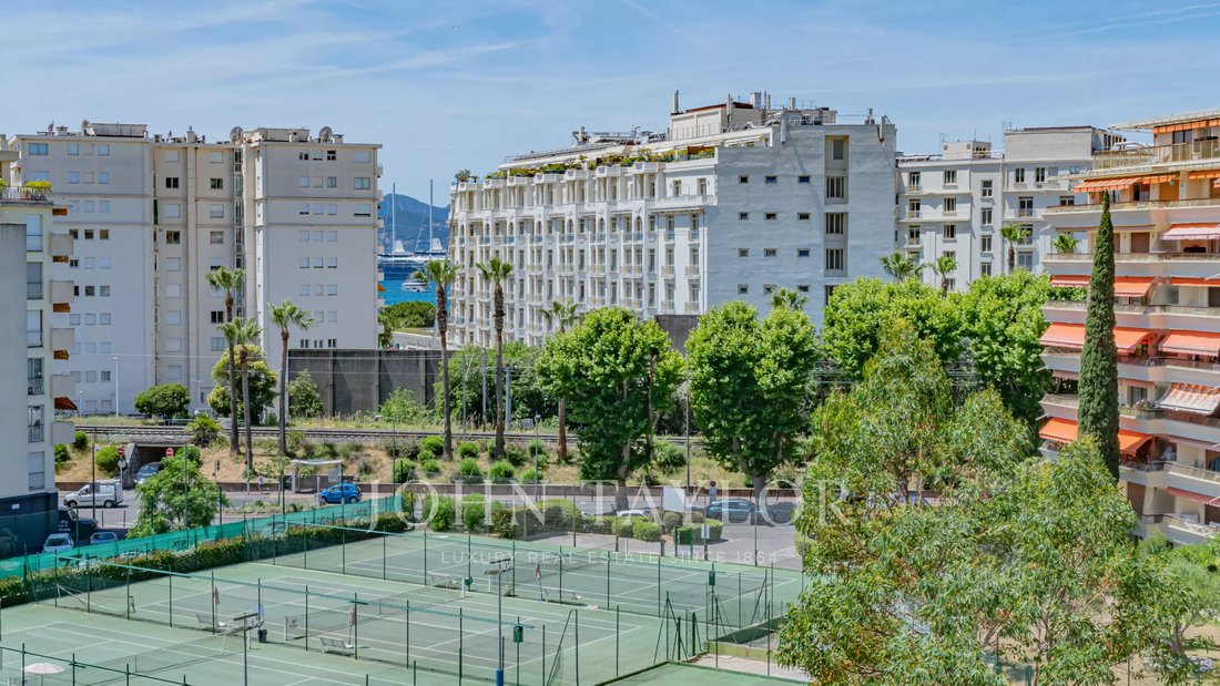 Apartment in La Californie, Cannes, France 4 - 18262341