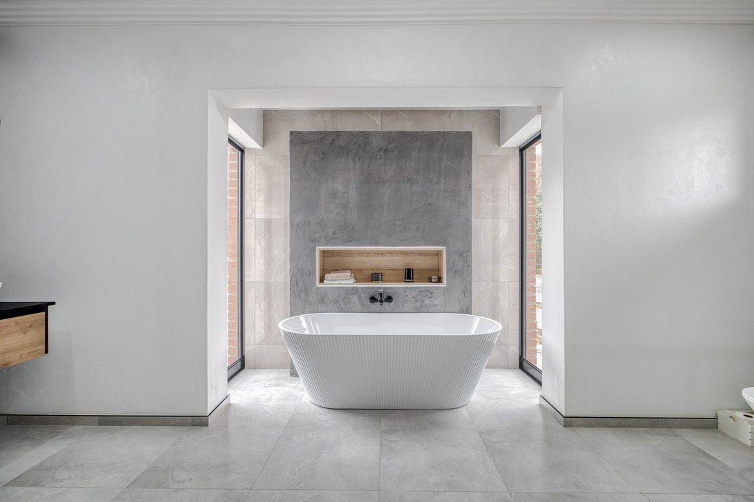House in Sandton, Gauteng, South Africa 4 - 18262512