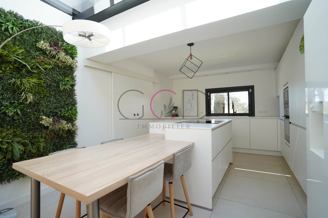House in Ventabren, Provence-Alpes-Côte d'Azur, France 3 - 18261352