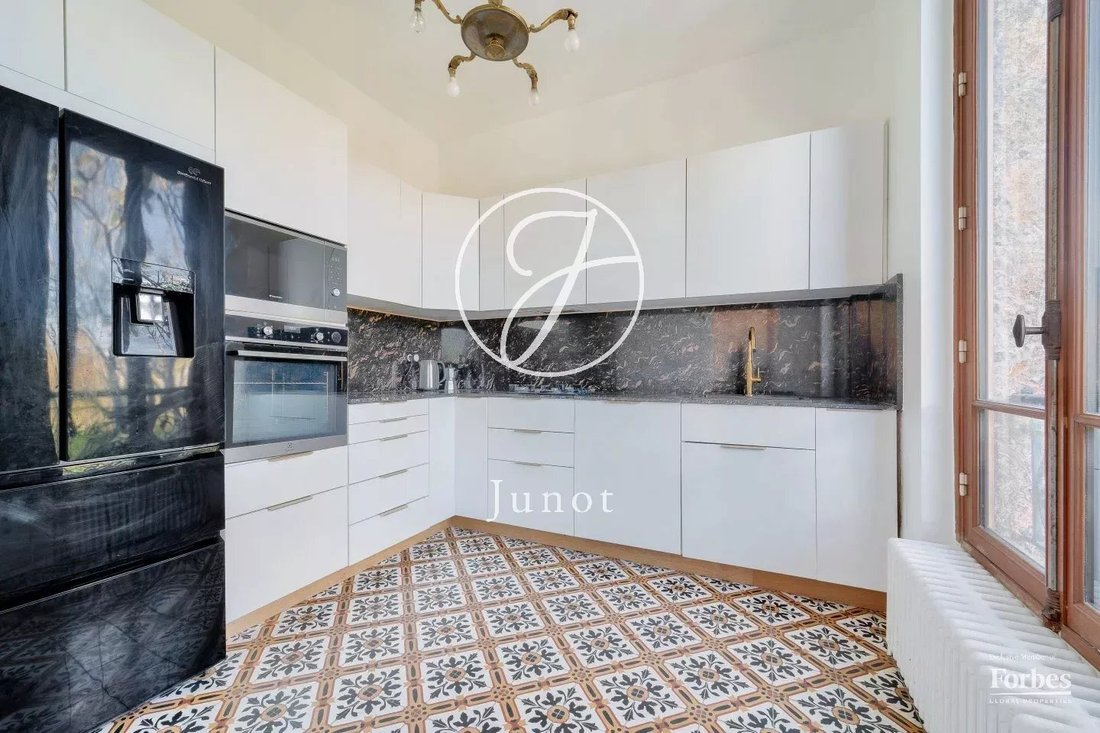 House in Saint-Cloud, Ile-de-France, France 5 - 18261805