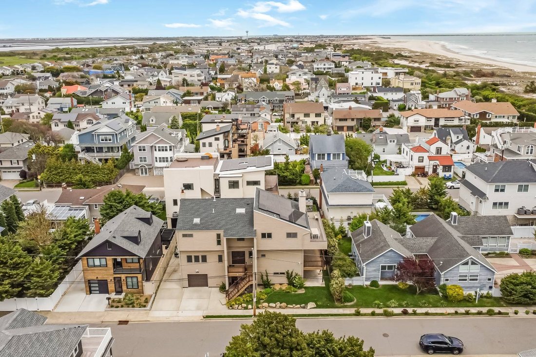 House in Long Beach, New York, United States 3 - 18263793