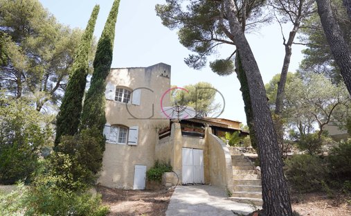 House in Ventabren, Provence-Alpes-Côte d'Azur, France 1