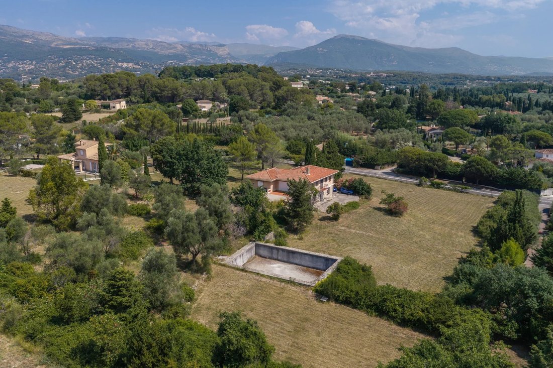 House in Les Plantiers-Le Plan, Mouans-Sartoux, France 4 - 18260253