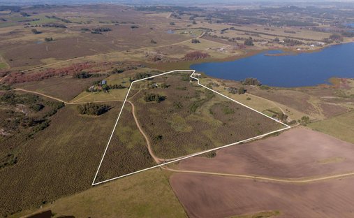 Farm Ranch in Abra del Perdomo, Maldonado Department, Uruguay 1