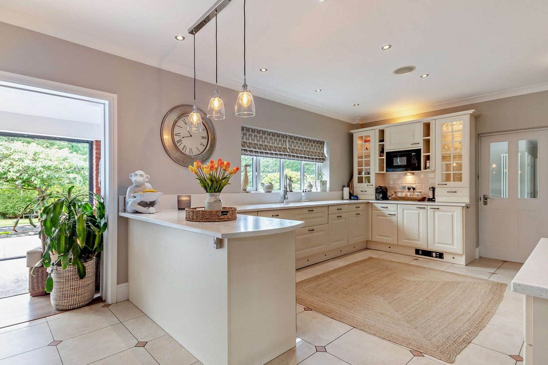 House in Iverley, Kinver, England 4 - 18260346