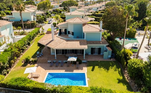 House in Loule (Sao Clemente), Algarve, Portugal 1