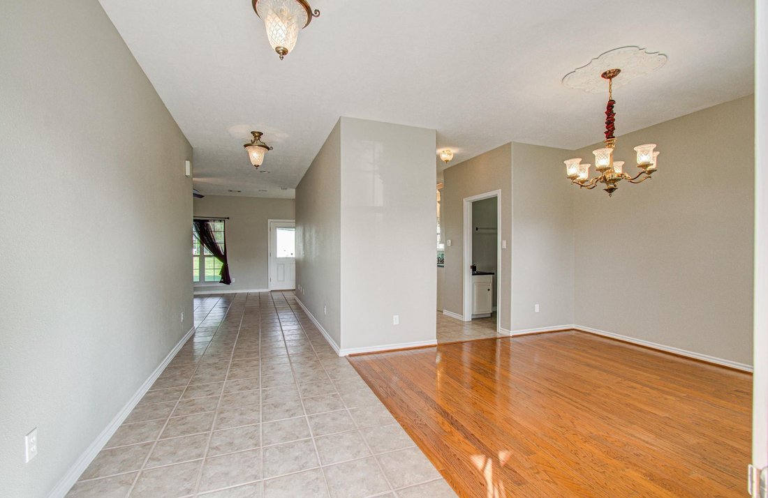 House in Willis, Texas, United States 5 - 18265113