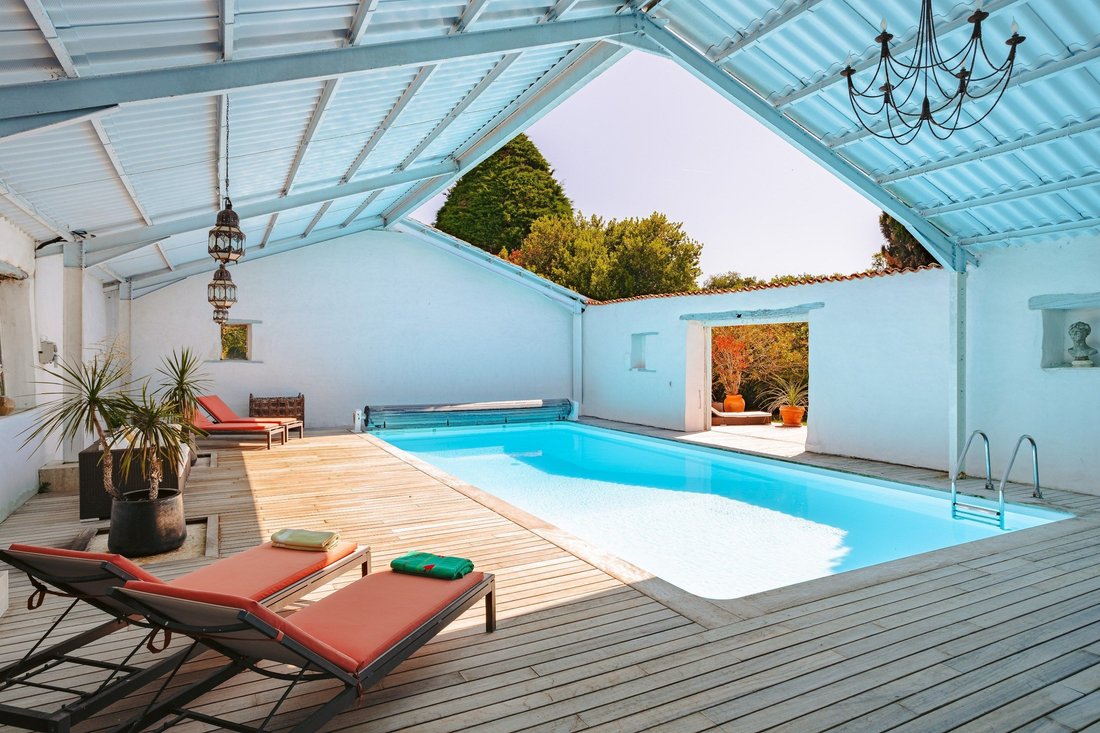 Estate in Chaillevette, Nouvelle-Aquitaine, France 5 - 18261208