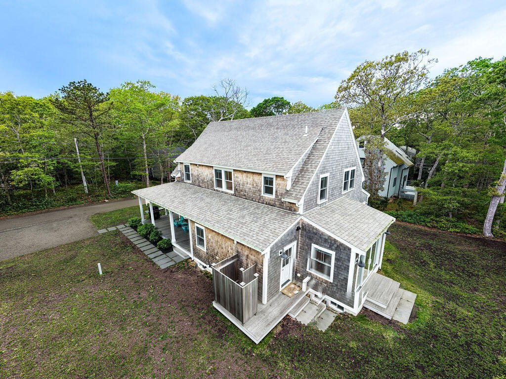 House in Oak Bluffs, Massachusetts, United States 2 - 18260146