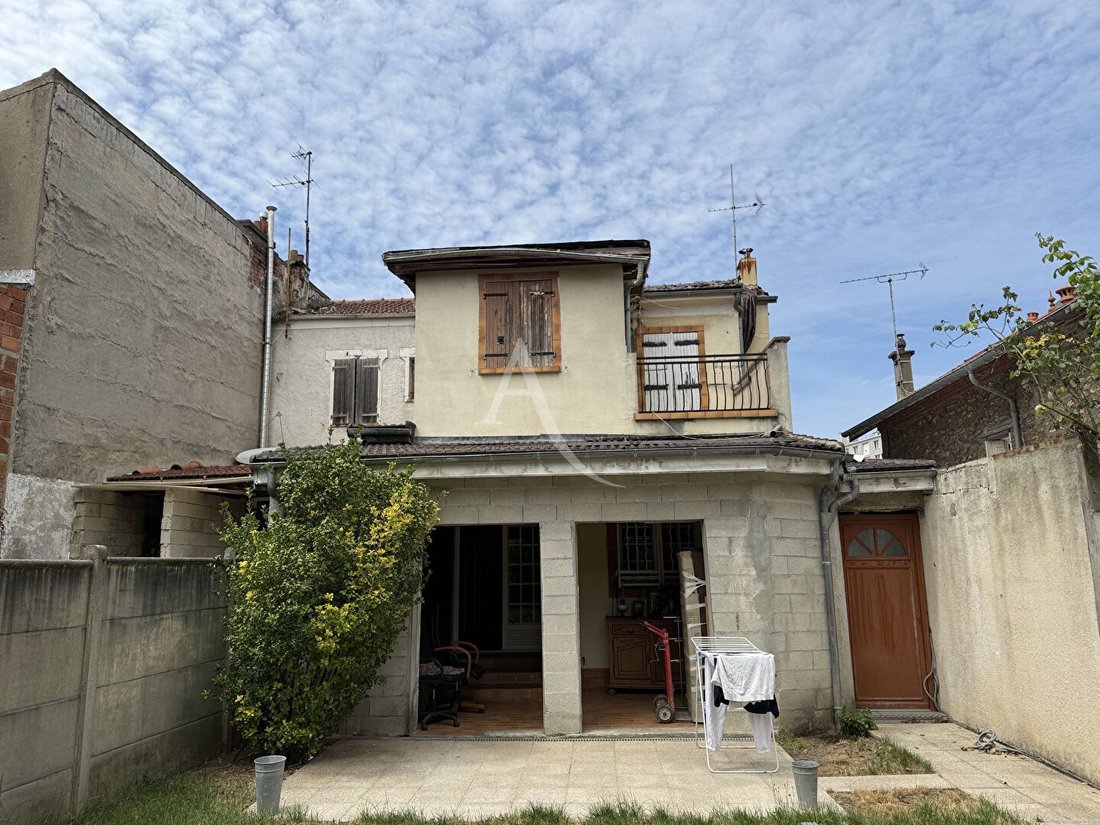 Villa in Cachin, Romainville, France 2 - 18262447