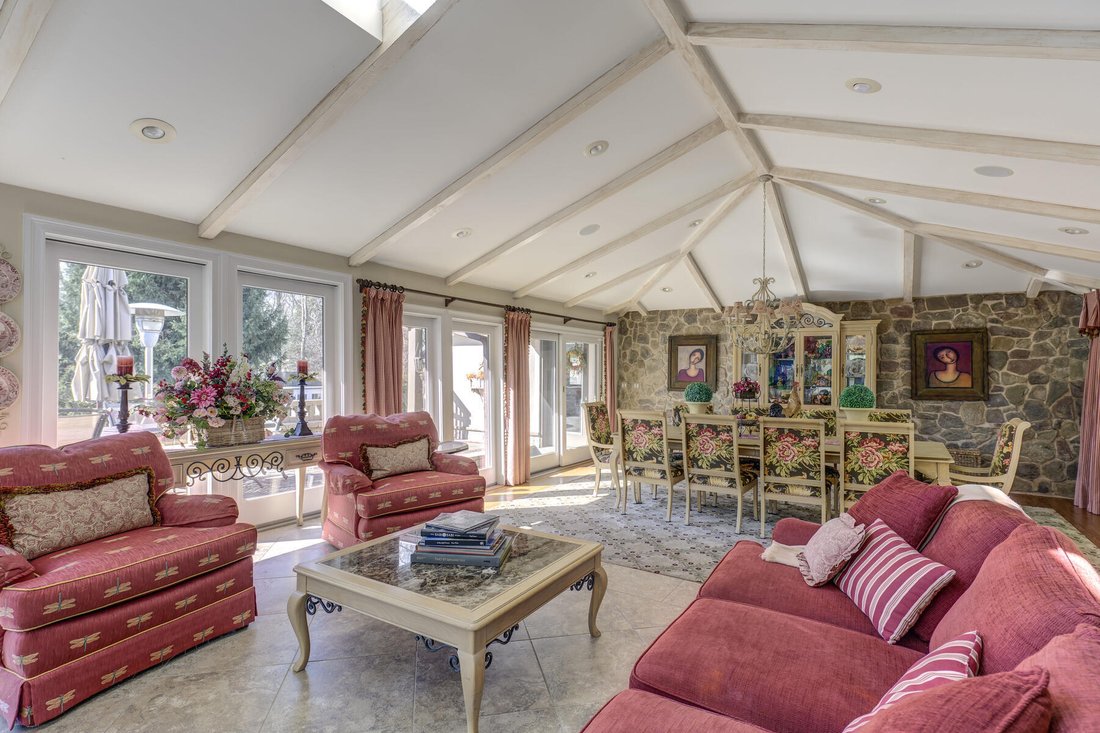 House in Laurel Hollow, New York, United States 3 - 18239729