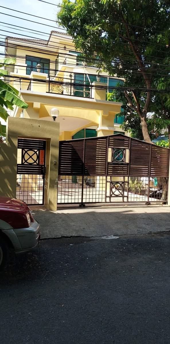 House in Makkasan, Krung Thep Maha Nakhon, Thailand 1 - 18262434