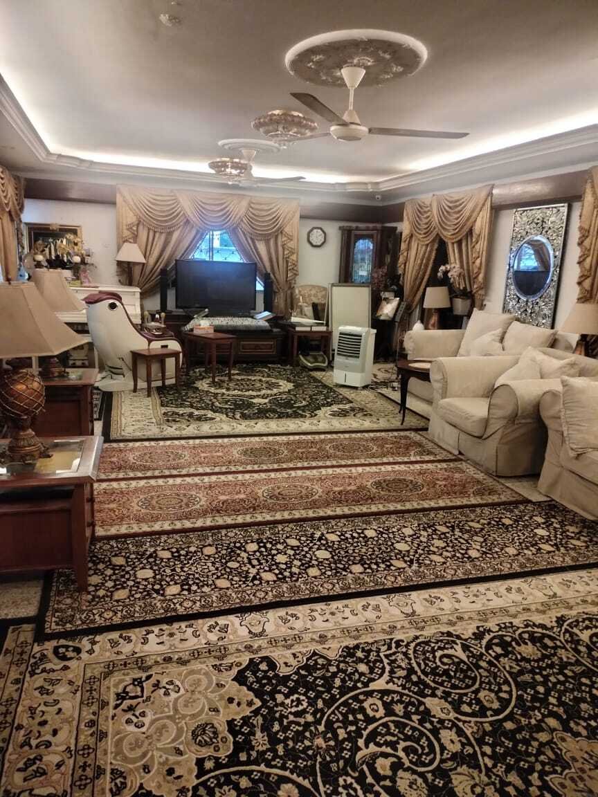 Petaling Jaya, Selangor, Malaysia 3 - 18260689