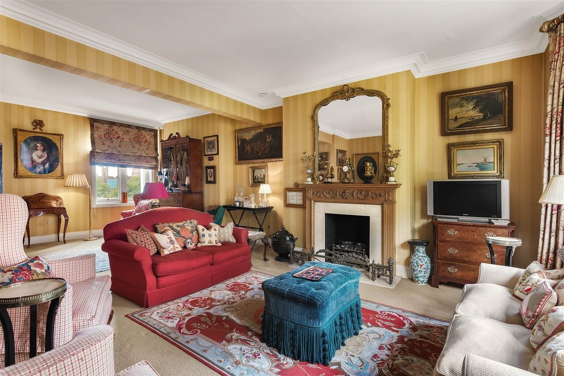 Apartment in Brompton, Kensington And Chelsea, England 2 - 18261812