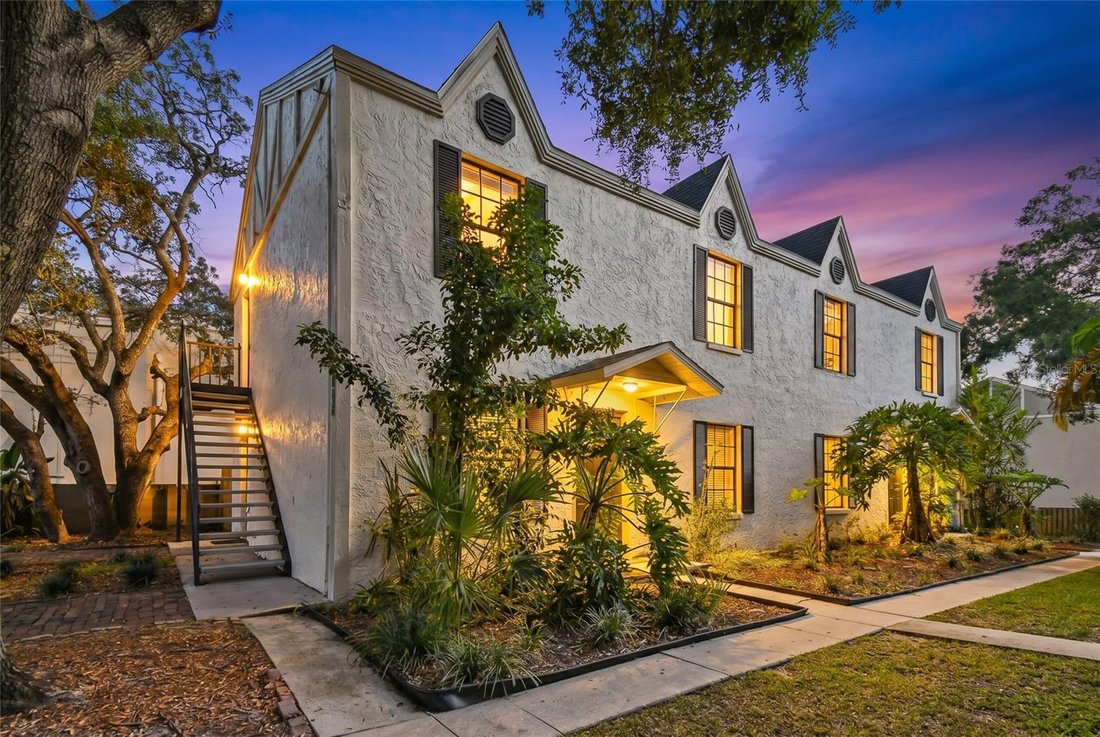 Tampa, Florida, United States 1 - 18264320