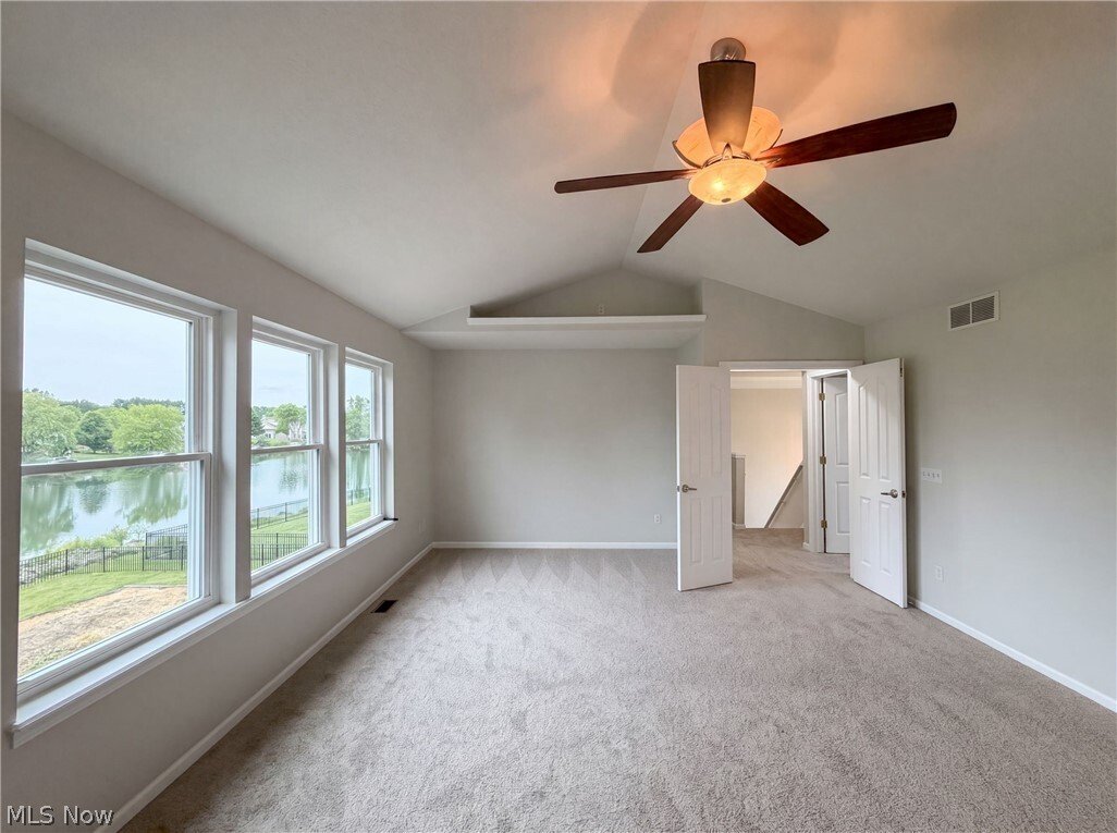 House in Olmsted Falls, Ohio, United States 4 - 18264055