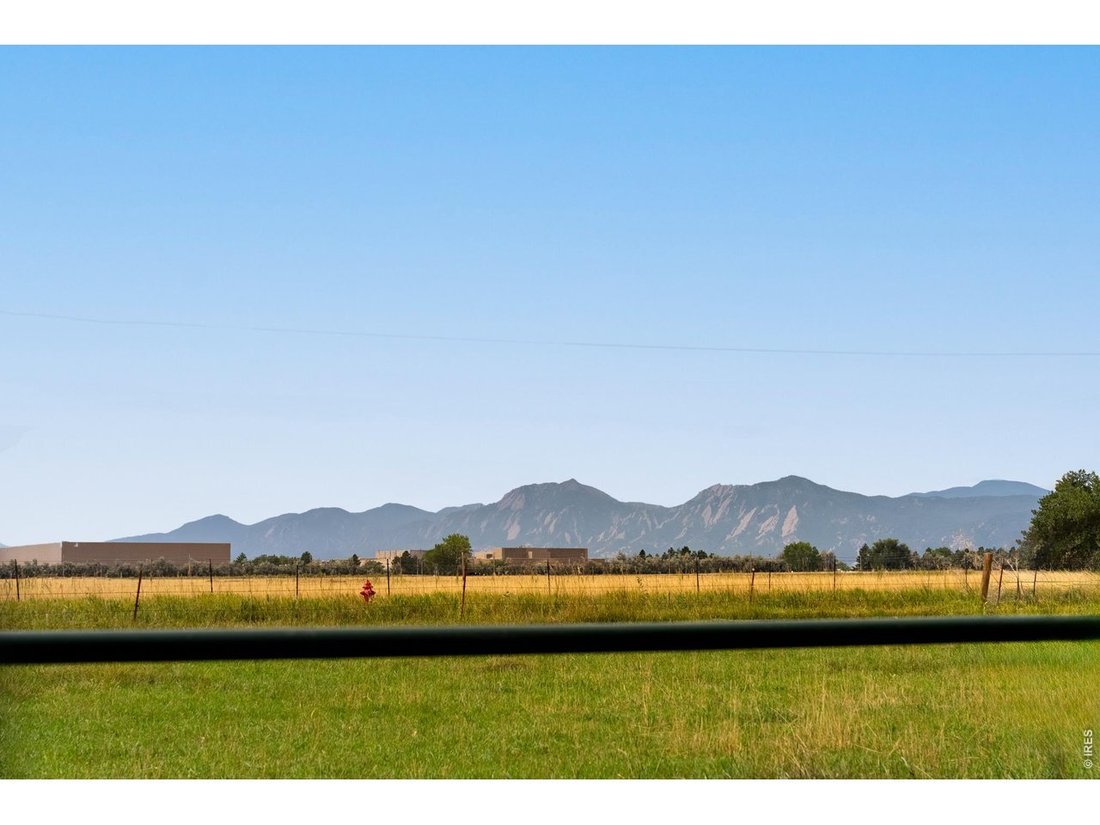 Longmont, CO, United States 2 - 18265999
