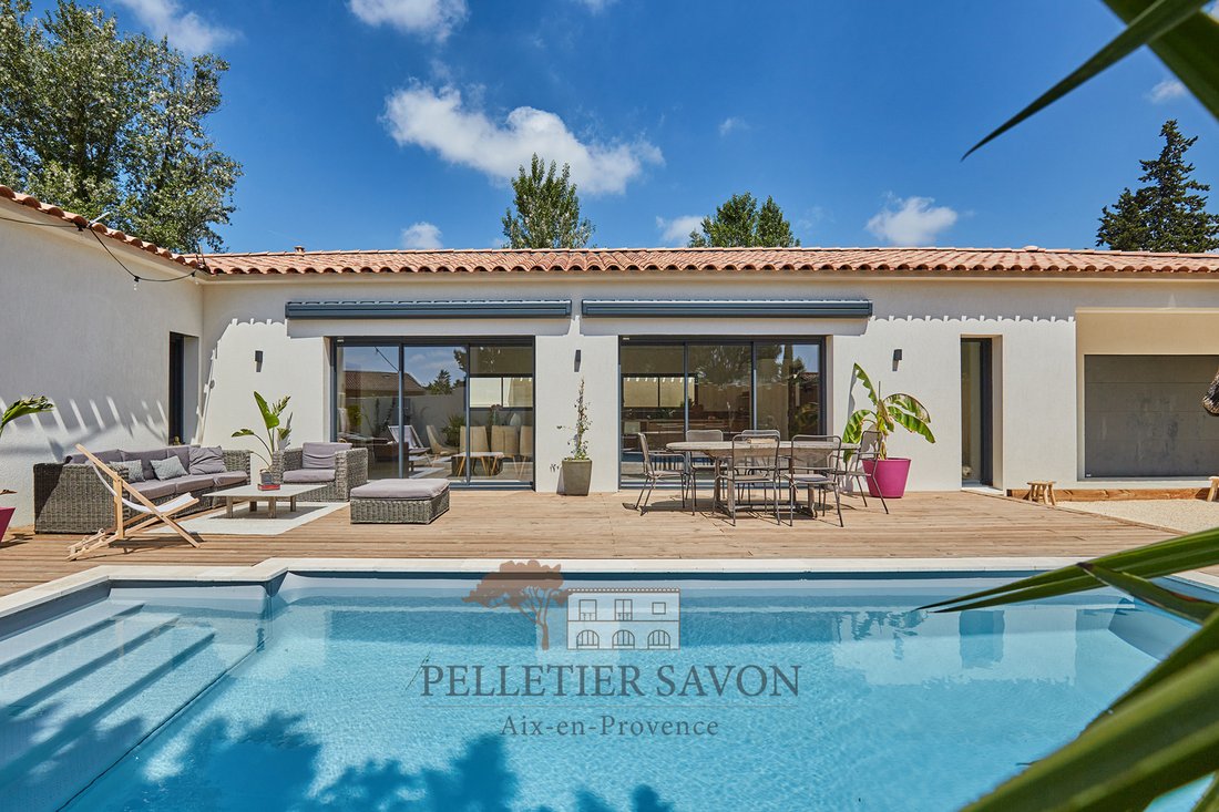 Villa in Campagne Ouest-Zone Industrielle-Rastel-Ponteils, Éguilles, France 1 - 18265645