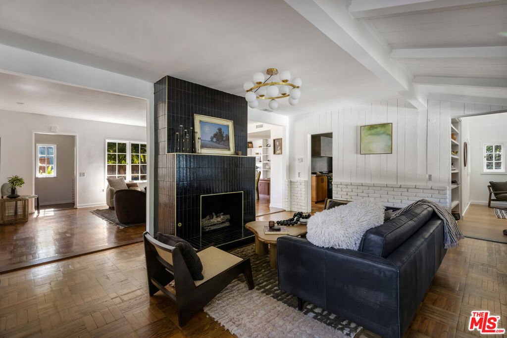 House in Los Angeles, California, United States 5 - 18263743