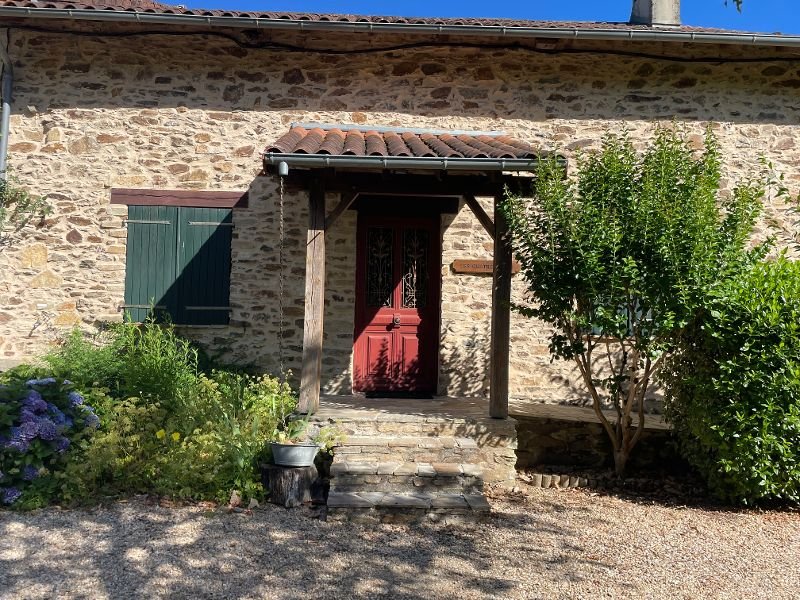 Villa in Chalus, Nouvelle-Aquitaine, France 2 - 18262478