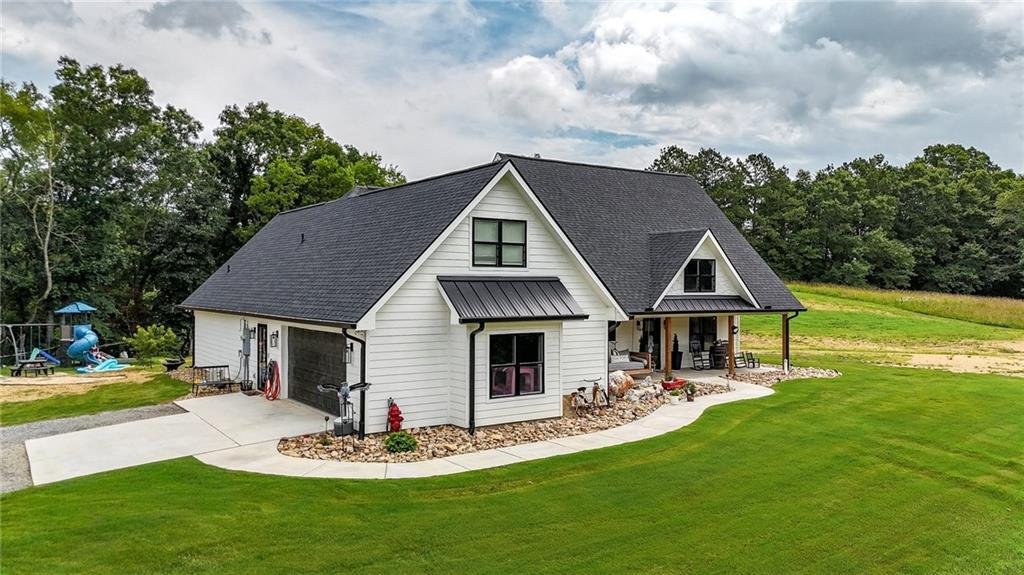 House in Calhoun, Georgia, United States 3 - 18263096