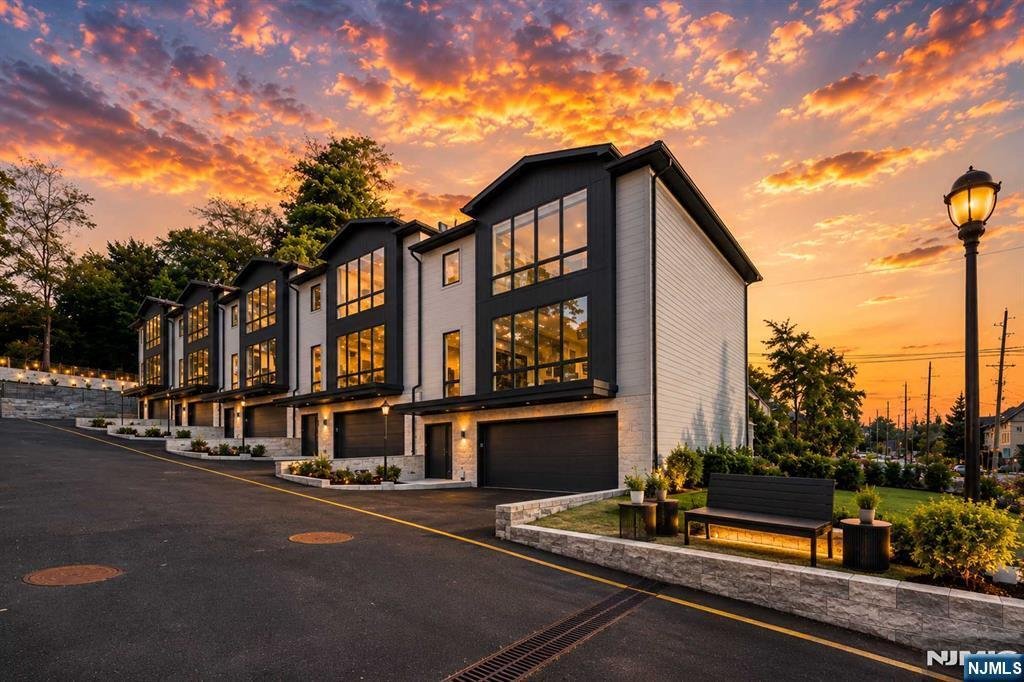 Condo in Leonia, New Jersey, United States 1 - 18262361