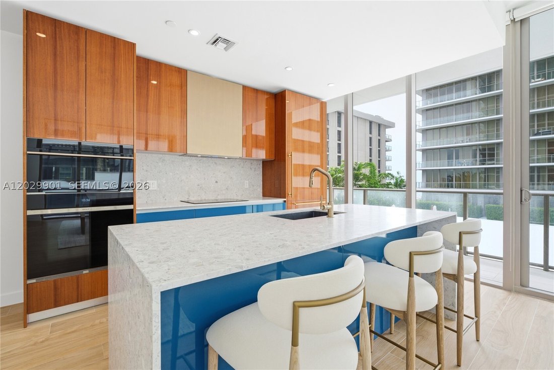 Condo in Miami, Florida, United States 3 - 18074937