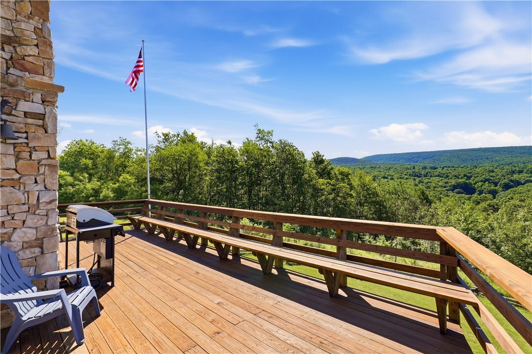 House in Jones Mills, Pennsylvania, United States 4 - 18260147