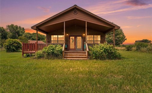 House in Mountainburg, Arkansas, United States 1