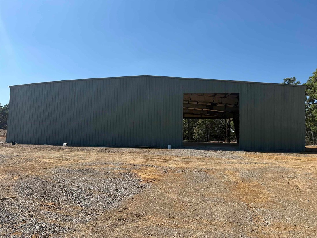 Farm Ranch in Pleasant Plains, Arkansas, United States 3 - 18263358